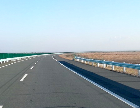 西藏国道G216新改 道路划线施工