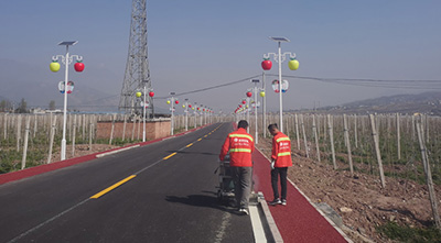 高速路面应该选择哪种道路标线？