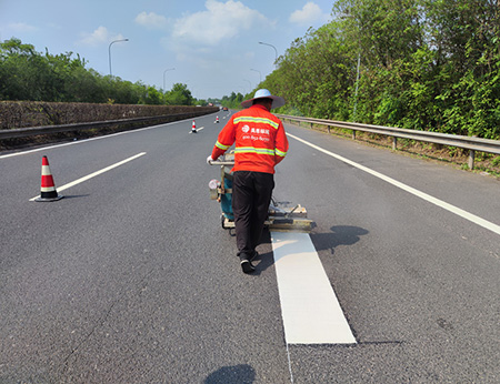 南充道路划线施工