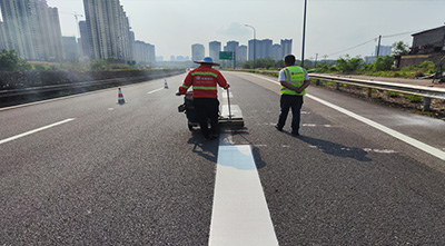 道路划线施工天气有哪些要求？