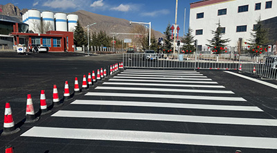 道路划线施工出现气泡怎么办？