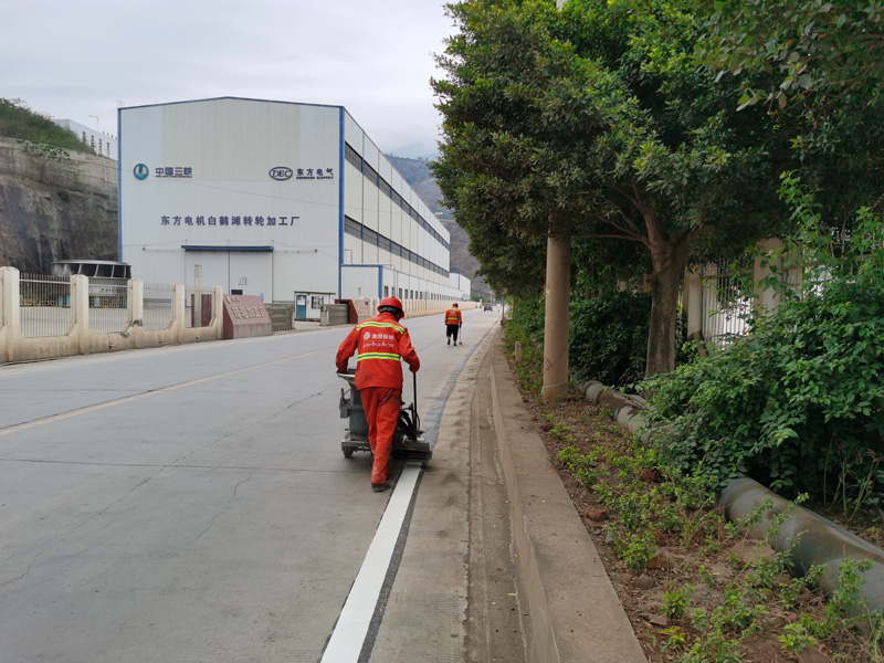 道路划线施工
